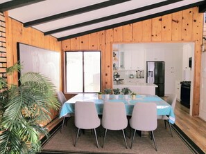 Dining - Bright beach-city home — newly renovated. Only 3 mi. from SoCal beaches!   (Torrance)