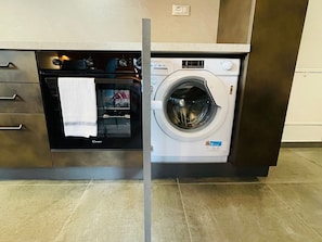 Immagine non classificata, 2 di 17, pulsante
