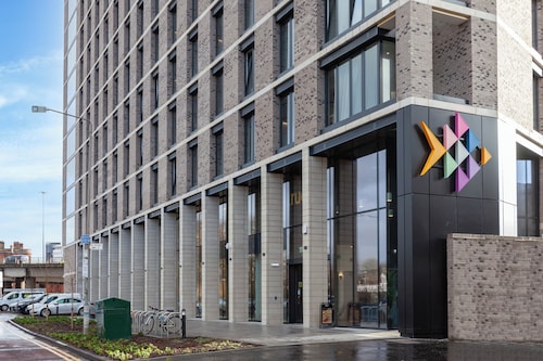 Student Only True Glasgow