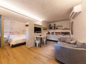 Interior - Wohnung in Voltino mit Garten by Interhome (Limone sul Garda)