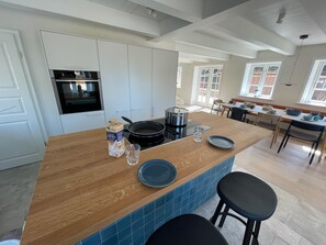 Dining - für 5 Personen  + 1 Kind ca. 180 m² in Nieblum, Norddeutschland (Nordseekü by Interhome (Goting)