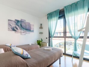 Internet - Dock of the Bay Genova, 2b 1b, 2 garage e balcone by Interhome (Genova)