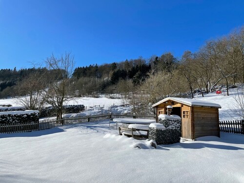 Renovierte Wohnung in Schwalefeld mit Garten, Terrasse und Grill by Interhome