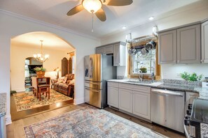 Microwave, oven, stovetop, dishwasher