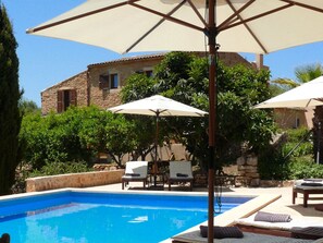 Pool - Traumhafte Naturstein-Finca in ruhiger Lage by Interhome (Manacor)