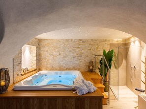 Spa - Wohnung in Voltino mit Privatparkplatz by Interhome (Limone sul Garda)