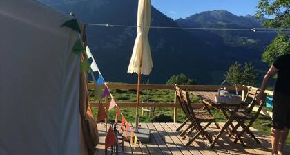 Zeltferien Into the Wäid "Zelt unter der Esche" by Interhome