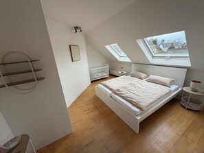 2 Schlafzimmer, Bügeleisen/Bügelbrett, kostenloses WLAN, Bettwäsche