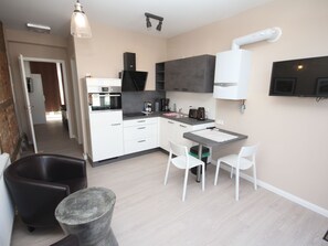 Fridge, microwave, oven, dishwasher - Wohnung in Bad Segeberg mit Terrasse by Interhome (Bad Segeberg)