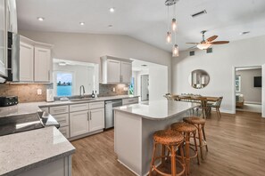 Coffee/tea maker, fridge, microwave, oven - Waterfront 4 BR Home, Pool, Private Dock, Kayaks, Putting Green, Walk to Beach (Indian Rocks Beach)