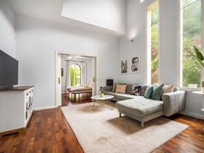 TV, fireplace - Villa Playa by Interhome (Palma)