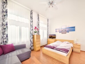 1 Schlafzimmer, Internetzugang
