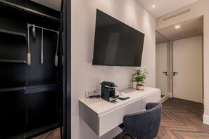 Interior - Luxury Apartment in the center of Rome - Design inspired by the Sistine Chapel (Roma)