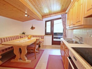 Fridge, cookware/dishes/utensils - Apartment Heaven by Interhome (Gaschurn)