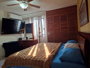 1 bedroom, iron/ironing board, WiFi, bed sheets