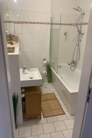 Towels - Design Apartment I by Interhome (Görlitz)
