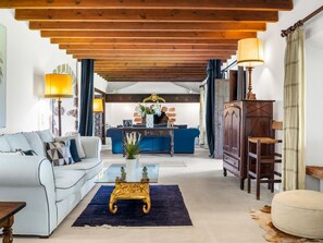 TV, fireplace - Finca Rustica Felostal by Interhome (Son Ferriol)