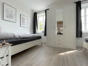 Internet - Gut Groß Fedderwarden, Ferienwohnung Emma by Interhome (Burhave)