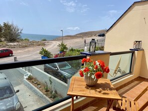 Outdoor dining - Casa La Ola - Idylle am Meer, La Lajita by Interhome (Costa Calma)