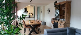 Suedhang by Interhome