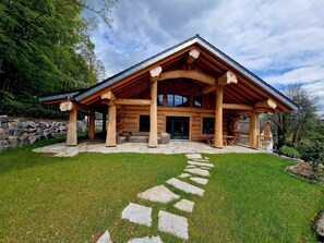 Exterior - Luxus-Blockhausparadies Eveningwood im Spessart by Interhome (Heimbuchenthal)