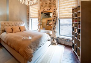 Interior - Taylor (Nashville)