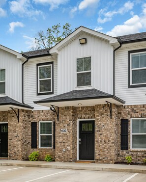 Interior - Tee Time Treasures in Sango 1625 Gold Club Ln, #602 (Nashville)