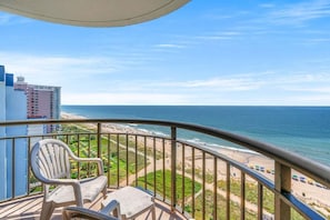 Front of property - Meridian Plaza 1401 (Myrtle Beach)