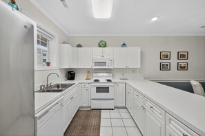 Interior - Magnolia Place 4793-103 (Myrtle Beach)