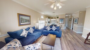 Interior - Magnolia Place 4665-204 (Myrtle Beach)