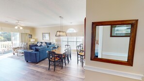 Interior - Magnolia Place 4665-204 (Myrtle Beach)