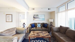 Interior - Ocean Blue 203 (Myrtle Beach)