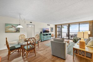 Interior - Brigadune 2C (Myrtle Beach)