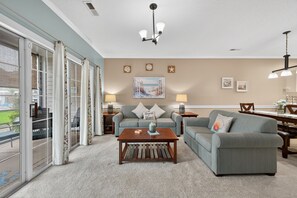 Interior - Magnolia Place 4691-103 (Myrtle Beach)