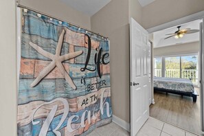 Interior - World Tour 306b (Myrtle Beach)