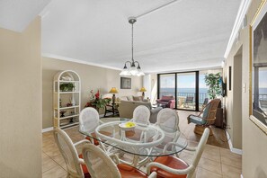 Interior - Brigadune 14D (Myrtle Beach)