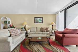 Interior - Brigadune 14D (Myrtle Beach)