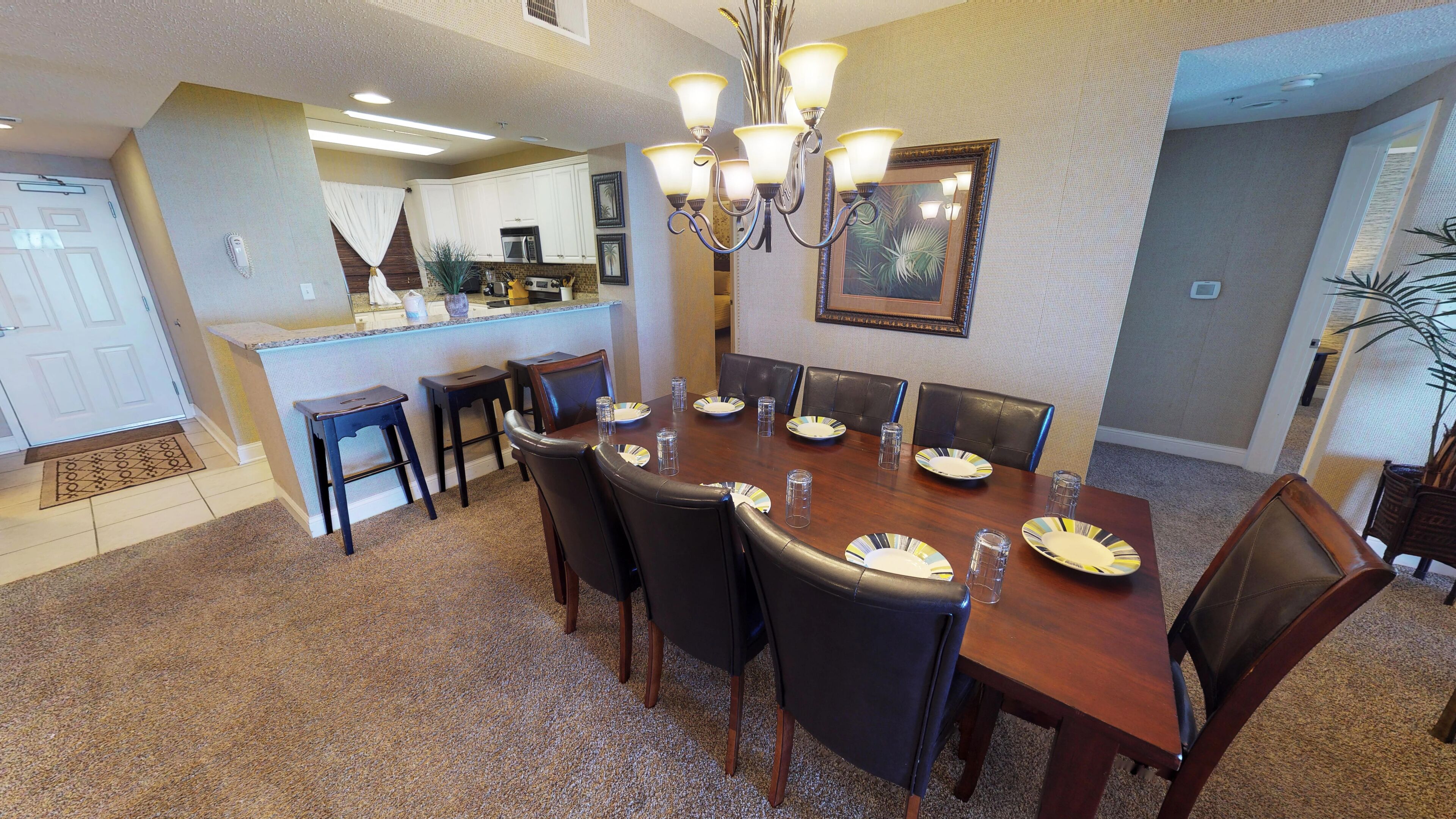 المنشأة من الداخل