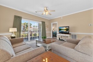 Interior - Magnolia Place 4687-102 (Myrtle Beach)