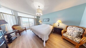 Interior - Ocean Blue 401 (Myrtle Beach)