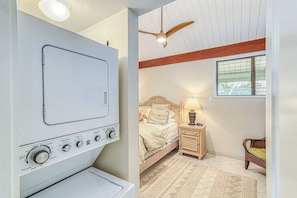 Interior - Kahana Outrigger 4B1 (Napili-Honokowai)