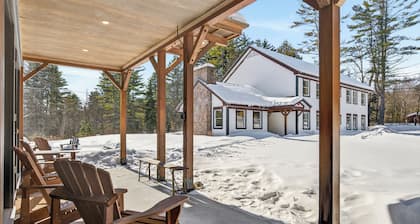 NEW- 12BR Vermont Retreat – Sleeps 19, Trails on Property, Mountains Just 15 Min