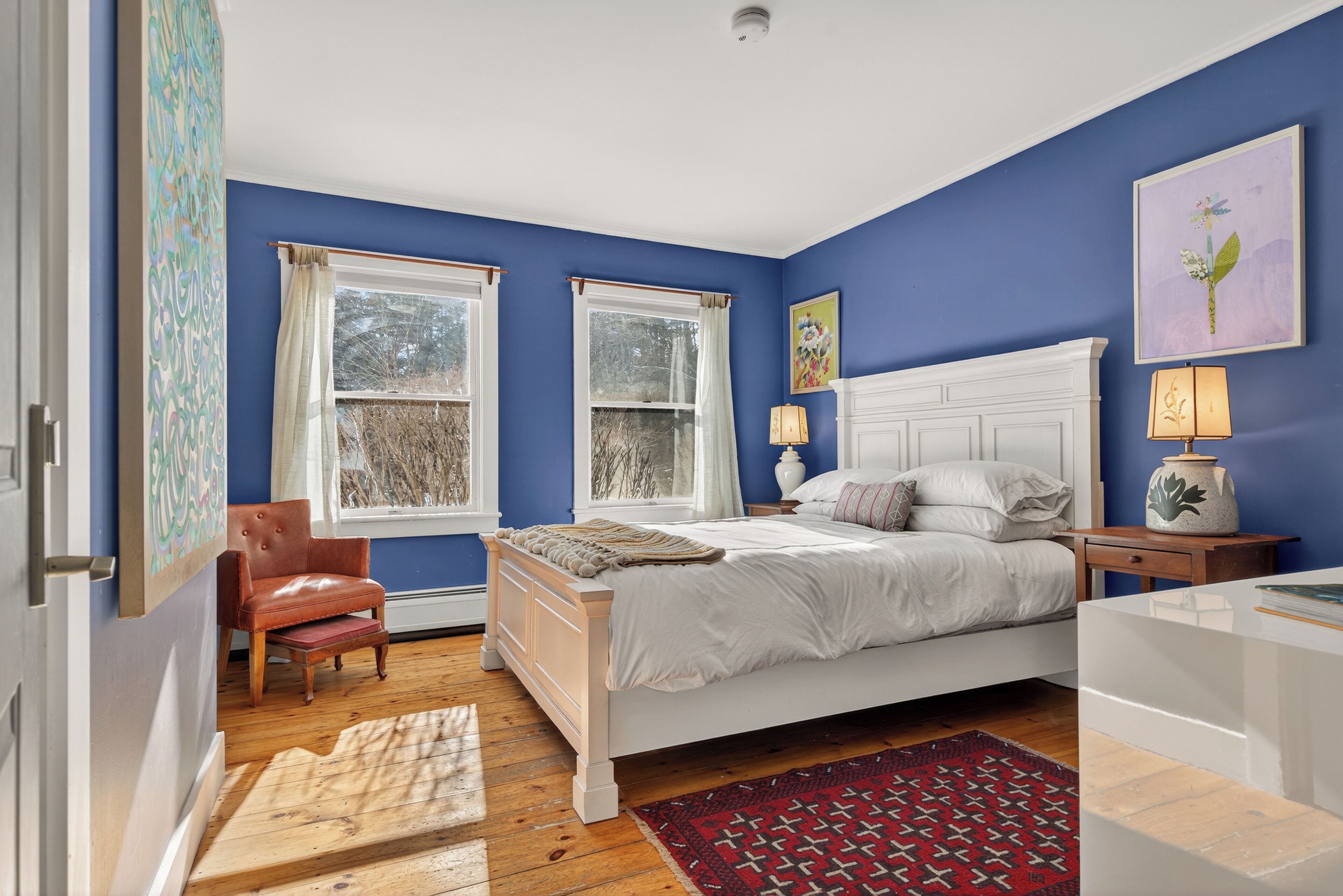 12 bedrooms, desk, iron/ironing board, free WiFi
