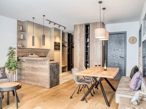 Dining - Exklusiv und elegantes Apartment in der Residenz by Interhome (See)