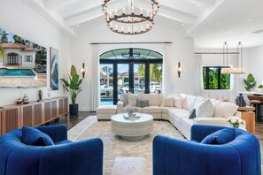 Luxury Villa, Canal View | Living area - The Rendez-Vous Villa (Fort Lauderdale)