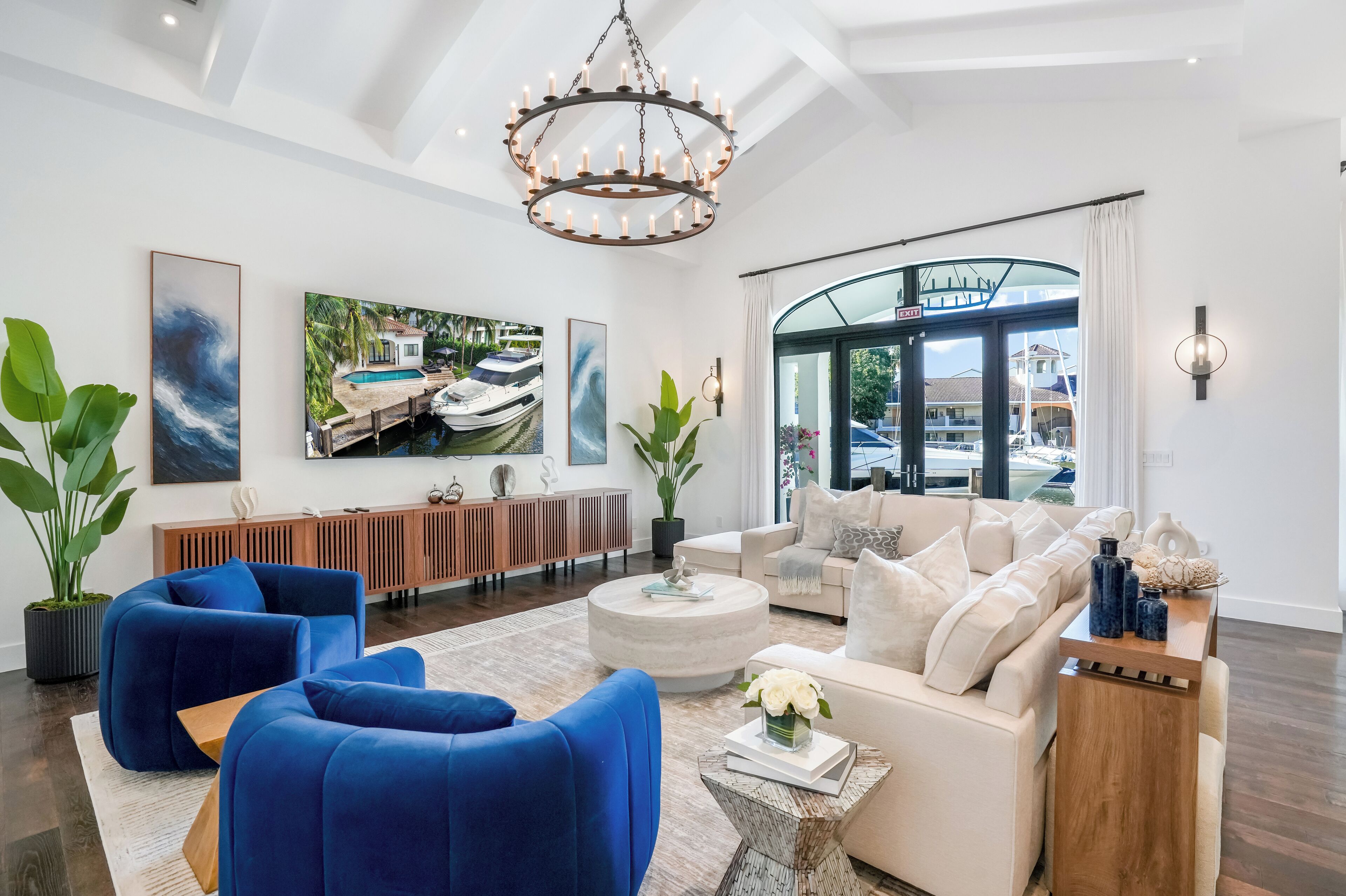 Luksusvilla, kanalutsikt | Oppholdsområde