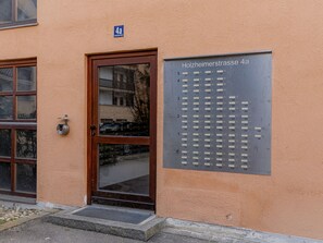 Exterior detail - Come4Stay Passau - modern - Parkplatz by Interhome (Passau)