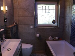 Towels - Maisonette Deluxe by FeWo-Amperland by Interhome (Olching)