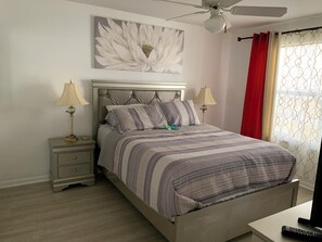 1 bedroom, desk, iron/ironing board, free WiFi - Beautiful One Bedroom Avalon At Clearwater (Clearwater)
