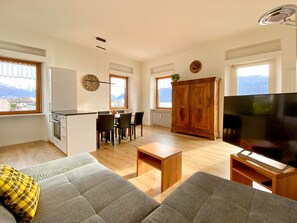 TV - Villa Egeria by Interhome (Brissago)